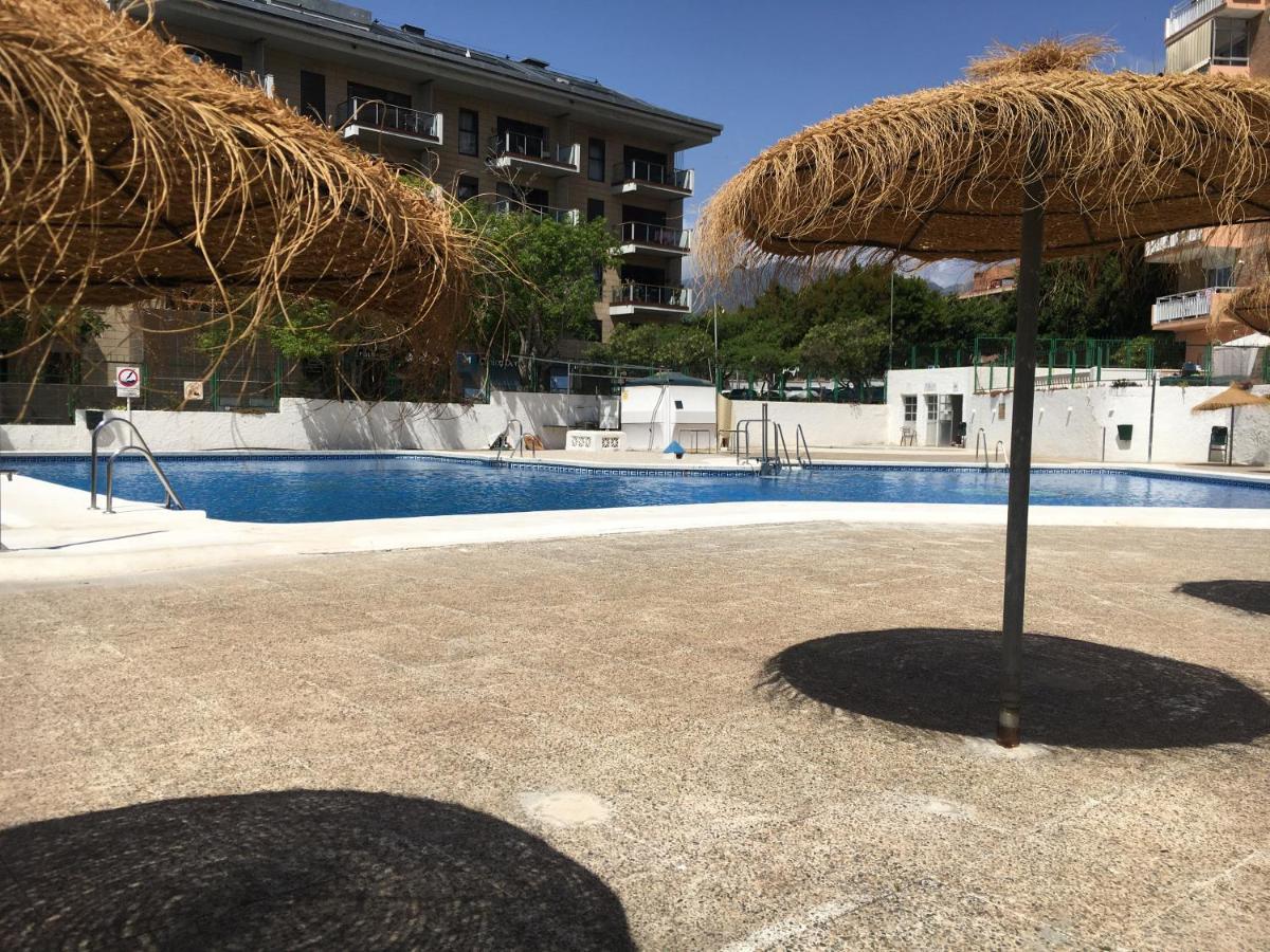 Piso En Alquiler En Benalmadena Costa Lägenhet Exteriör bild