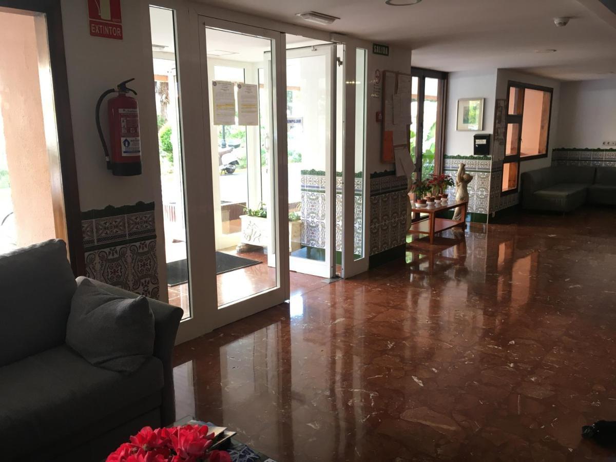 Piso En Alquiler En Benalmadena Costa Lägenhet Exteriör bild